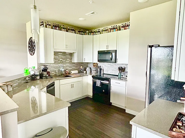 750 S Pier Dr #12 — Photo 4