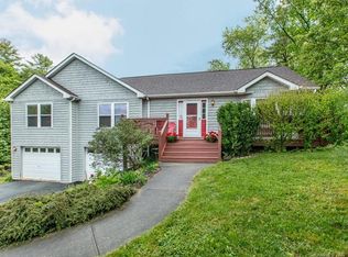 15 Stonepath Ln, Weaverville, NC 28787