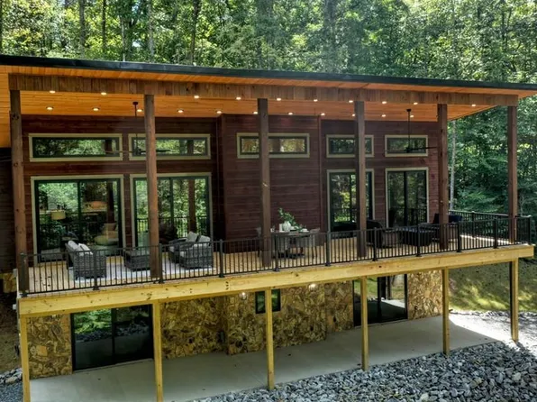 968 Hidden Valley Dr, Morganton, GA 30560