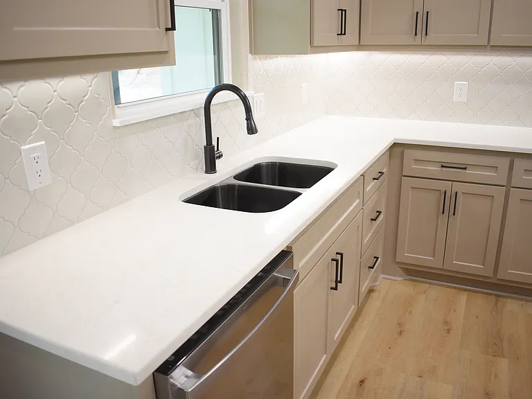 2713 Sullivan Dr — Photo 21