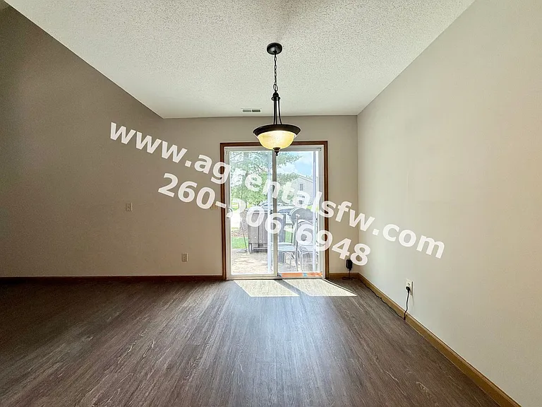 4221 Crofton Ct — Photo 5