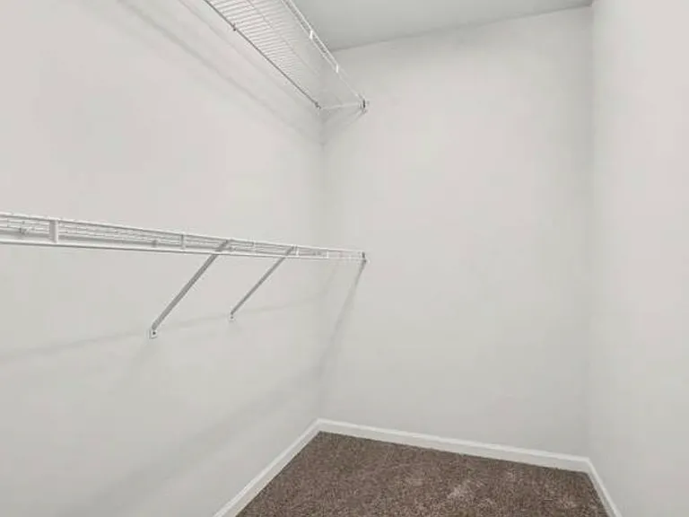 608 Hawley Dr — Photo 8