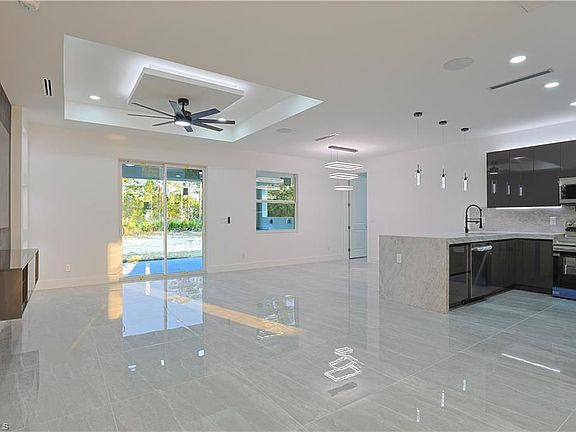 2nd image of 1304 Willard AVE