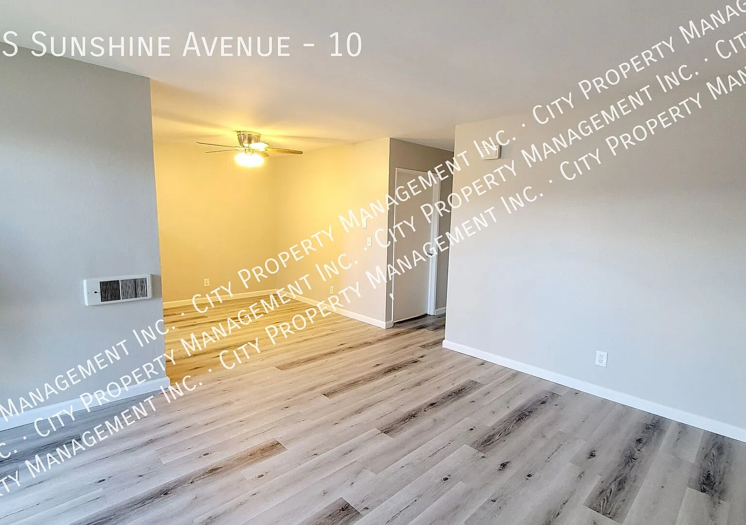 large 2 bedroom, 1 bath apartment in the heart of El Cajon — Photo 2