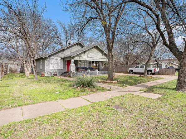 1124 N Anglin St, Cleburne, TX 76031
