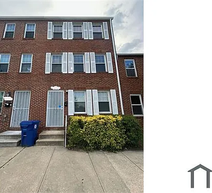 4 bed, $2,800 — Photo 2