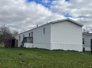 1200 Cheshire Ct, Liverpool, NY 13090