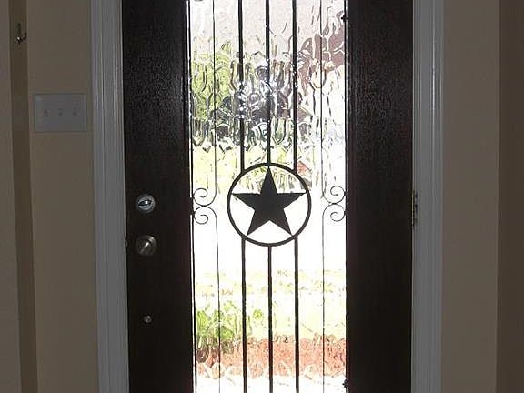 3rd image of 2908 Midstream Dr