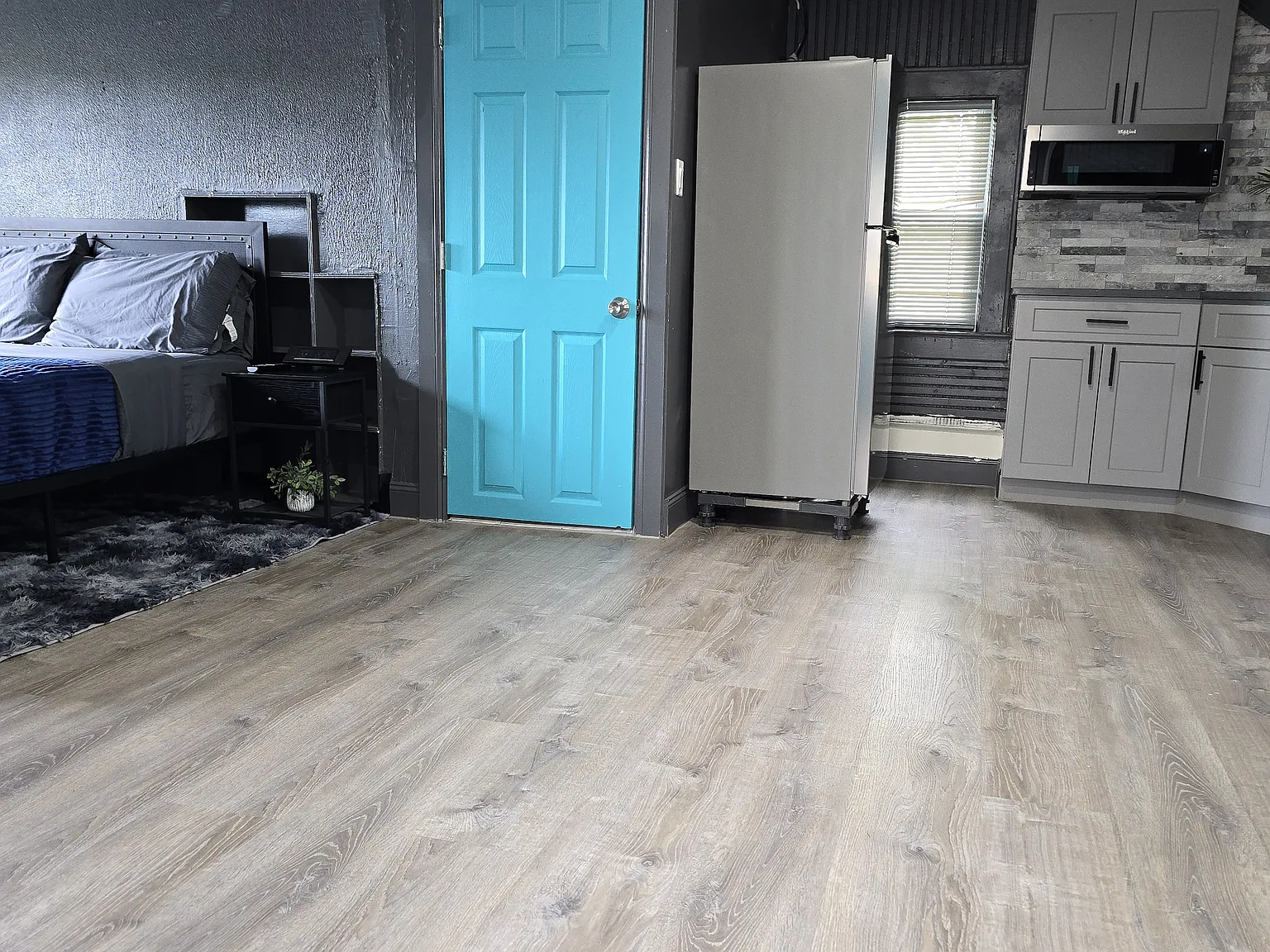 Studio, 550 sqft, $1,400 — Photo 3