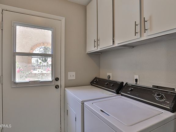 5th image of 1156 E CHERYL Drive