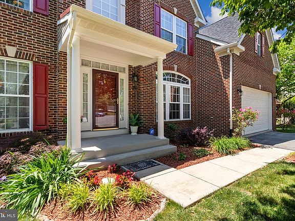 5th image of 7309 Doddington Ct