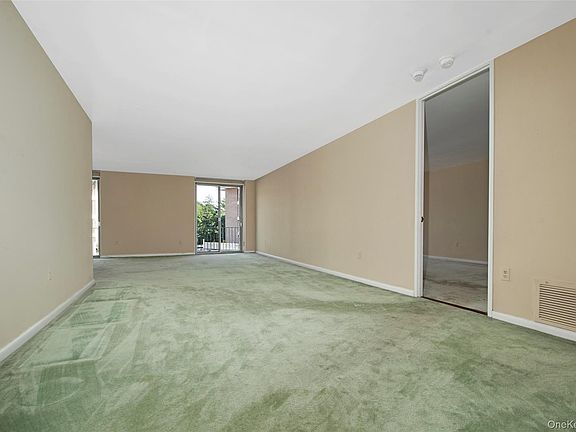 3rd image of 720 Milton Road West Building, 2E