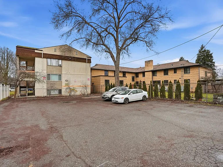 411 E Sinto Ave — Photo 17