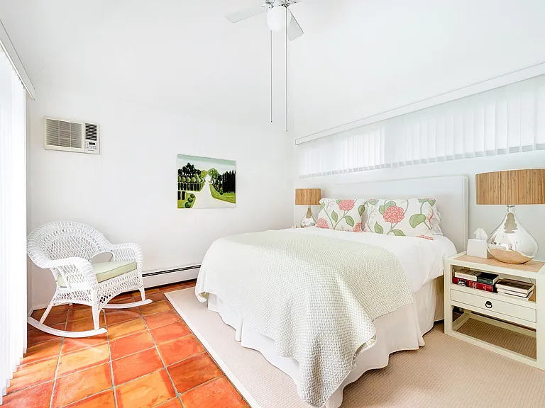182 Cove Hollow Rd — Photo 14