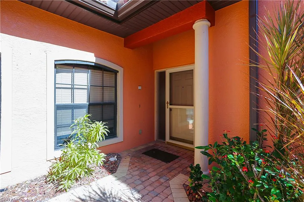 2 bed, 2.0 bath, 1800 sqft, $7,500 — Photo 4