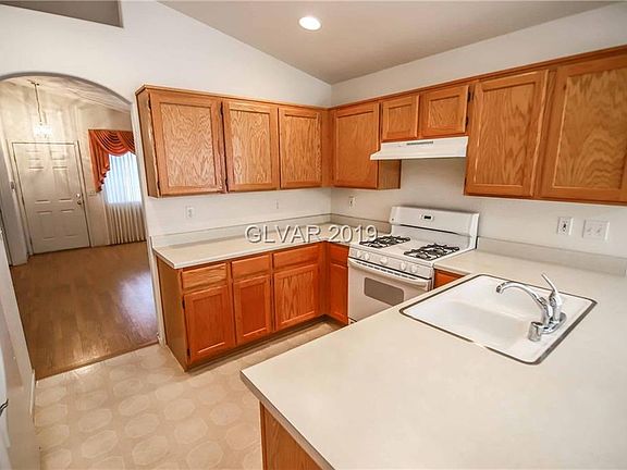 4th image of 9013 Medicine Wheel Ave