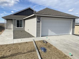 2838 High Desert Loop, Umatilla, OR 97882