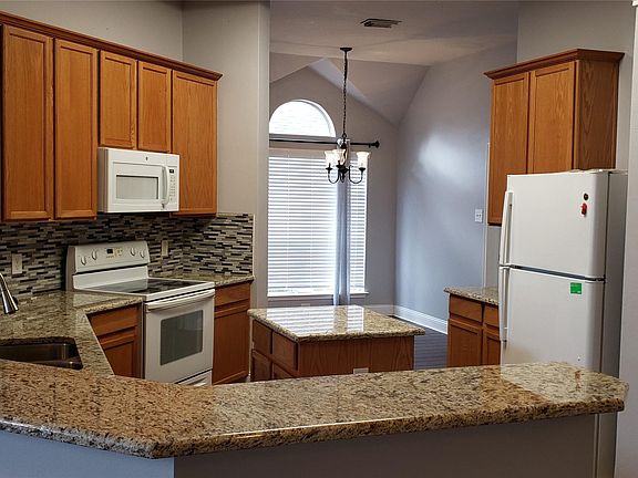 5th image of 2123 Brinton Oaks Ct