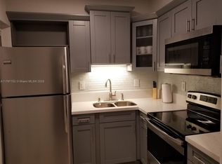 2015 Funston St #XX, Hollywood, FL 33020