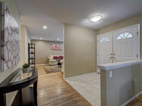 5th image of 1251 Greenmoor Dr