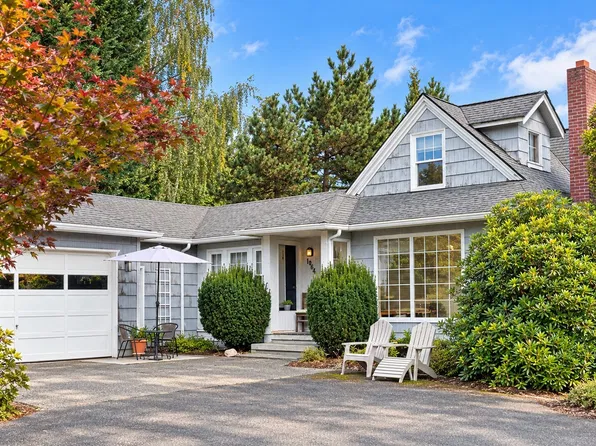 16414 104th Avenue NE, Bothell, WA 98011