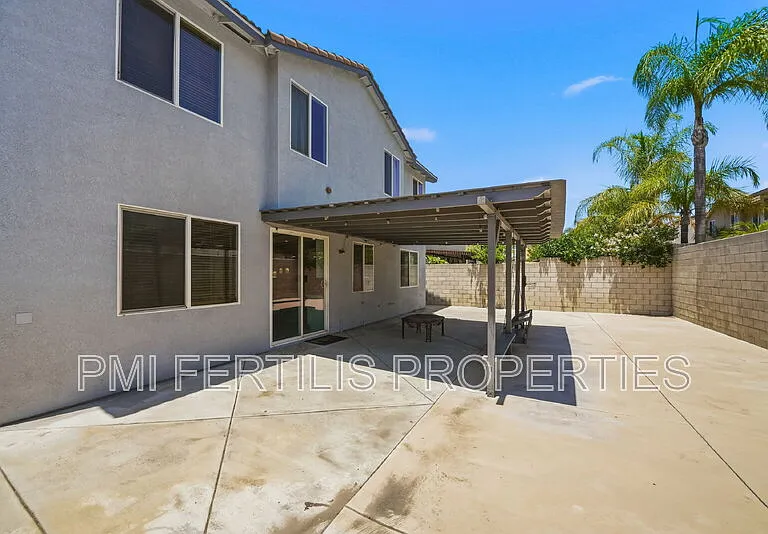 7167 Elsa Ct — Photo 40