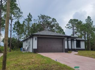 2712 11th St SW, Lehigh Acres, FL 33976