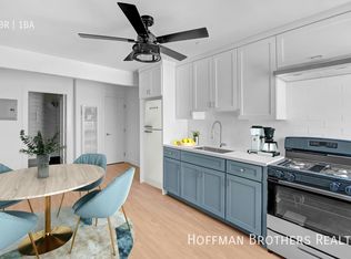 5926 S Hoover St #3/8, Los Angeles, CA 90044