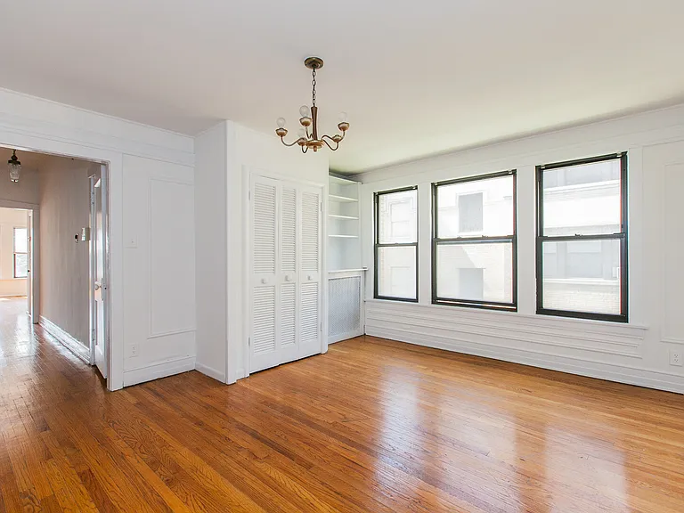 522 W Diversey Pkwy #3S — Photo 9