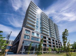 185 Deerfield Rd #708, Newmarket, ON L3Y 0G7