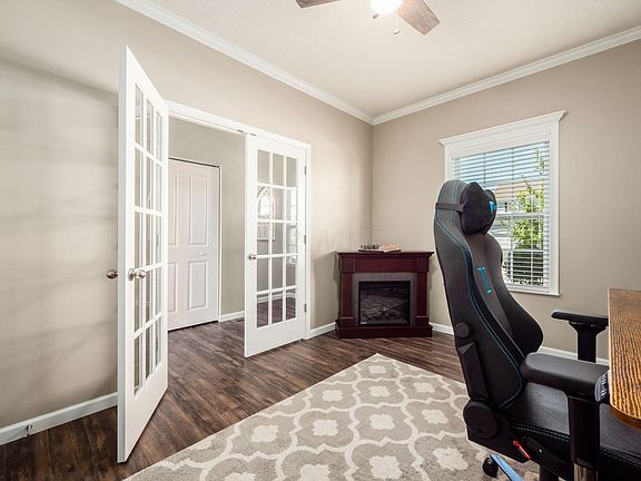 5th image of 1594 Tamarac Dr