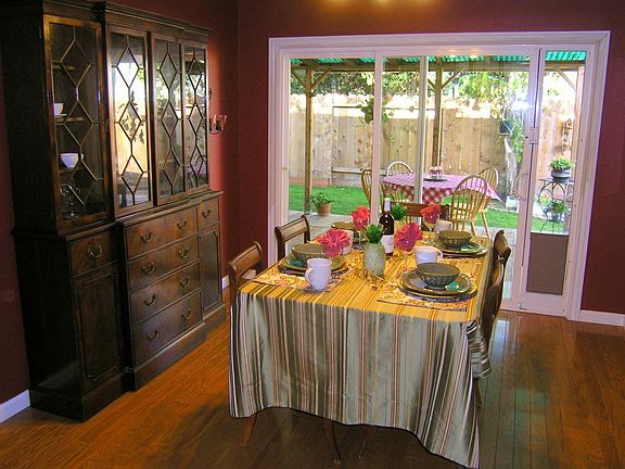 Formal Dining room