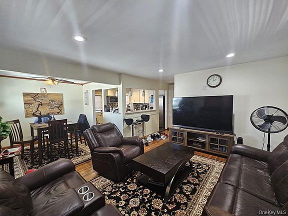 2nd image of 119-28 193RD STREET