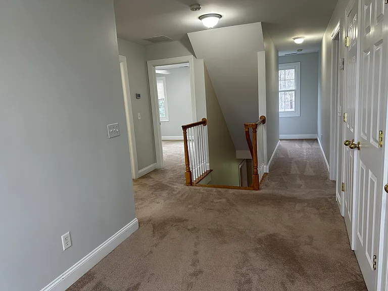 128 Center Rd — Photo 23