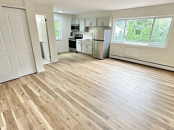 3rd image of 53 Curtin Ave #B5