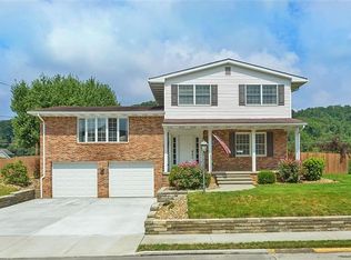 300 Bow St, Stockdale, PA