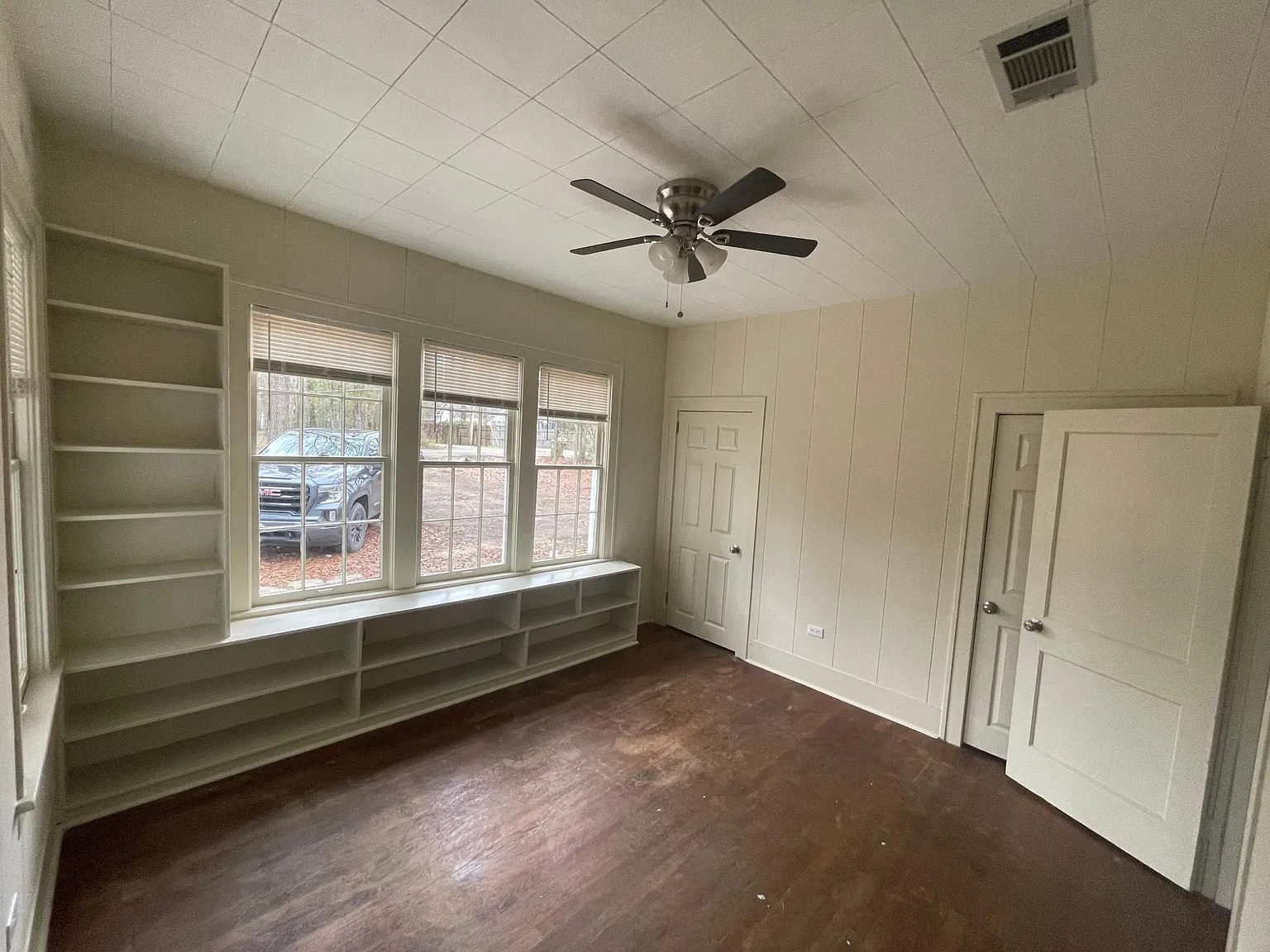 3 bed, 1800 sqft, $1,500 — Photo 4