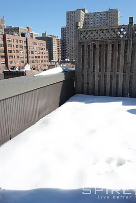 Rented by Spire Group | media 10