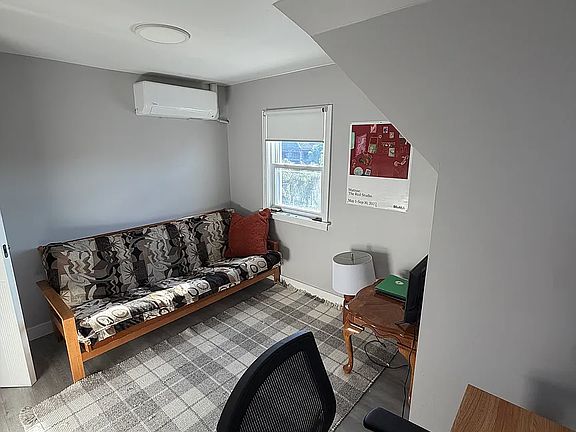 5th image of 215-02 40th Ave