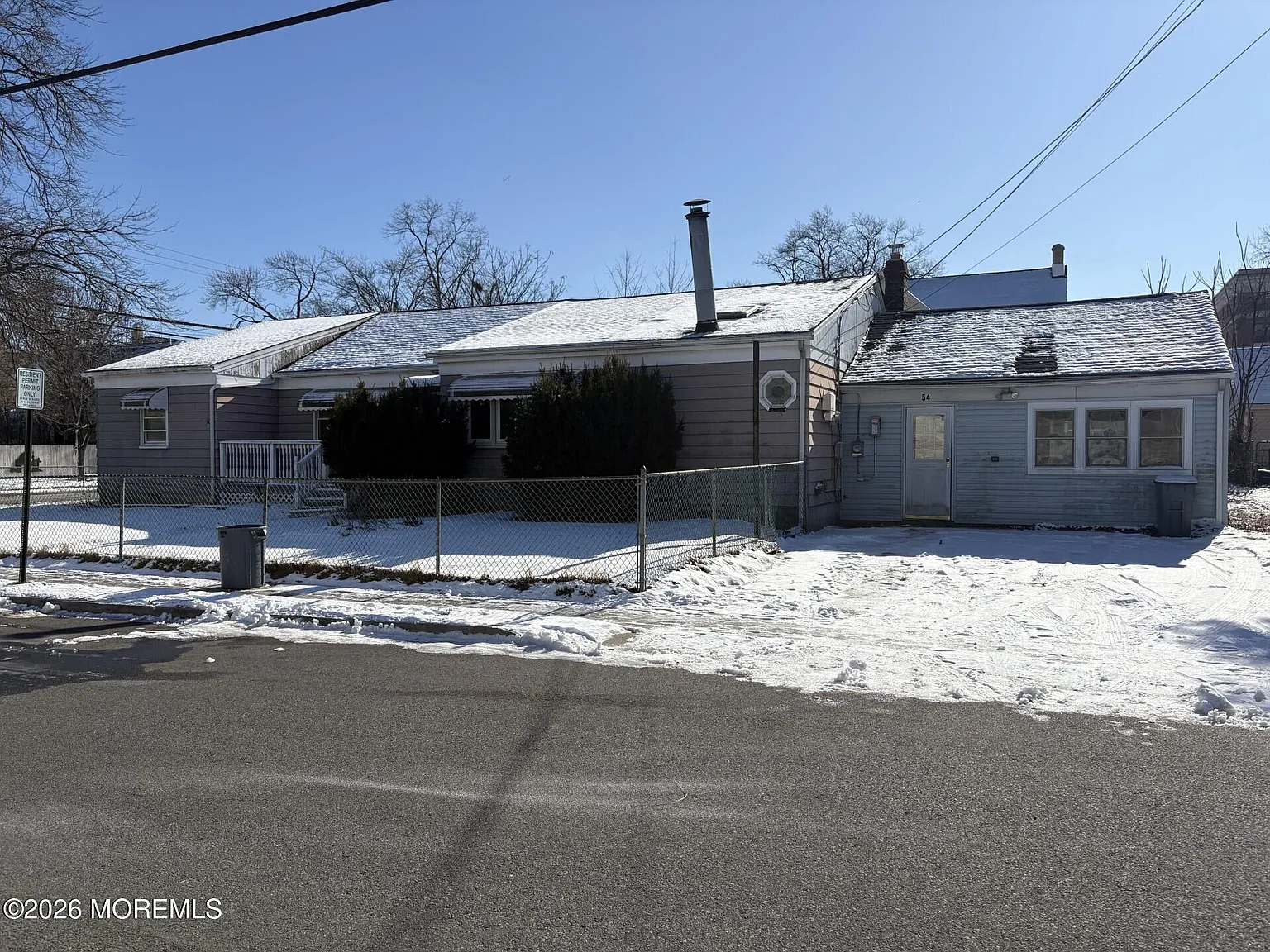 54 Manning Place photo 1