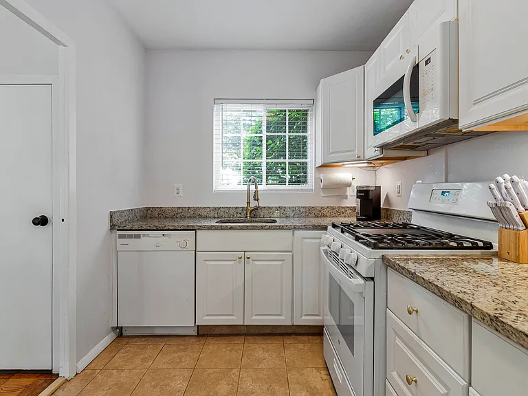 1760 Preston Rd #1760 — Photo 5