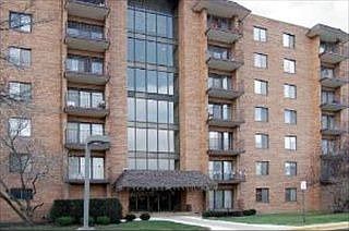 5th image of 1717 W Crystal Ln Unit 202