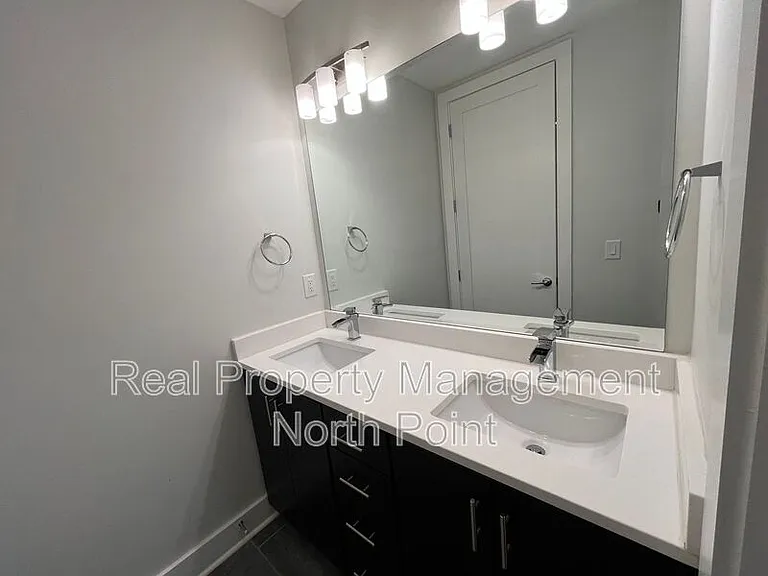111 Birch St — Photo 24