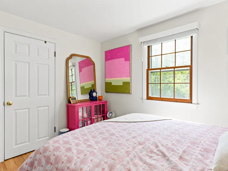 88 Anderson Ave — Photo 3