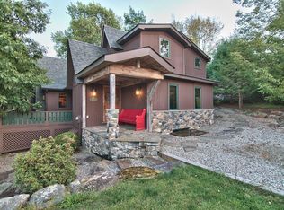 102 Winter Blvd, Union Dale, PA 18470