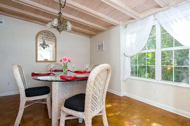 9480 Frangipani Dr — Photo 24