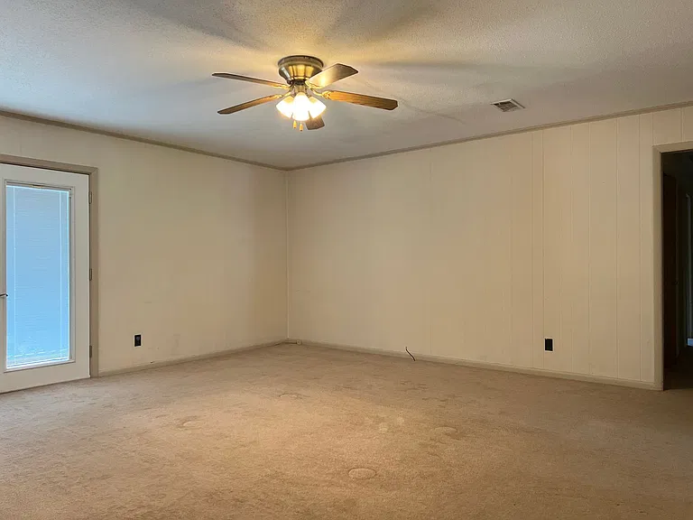 4612 N Cypress St — Photo 9