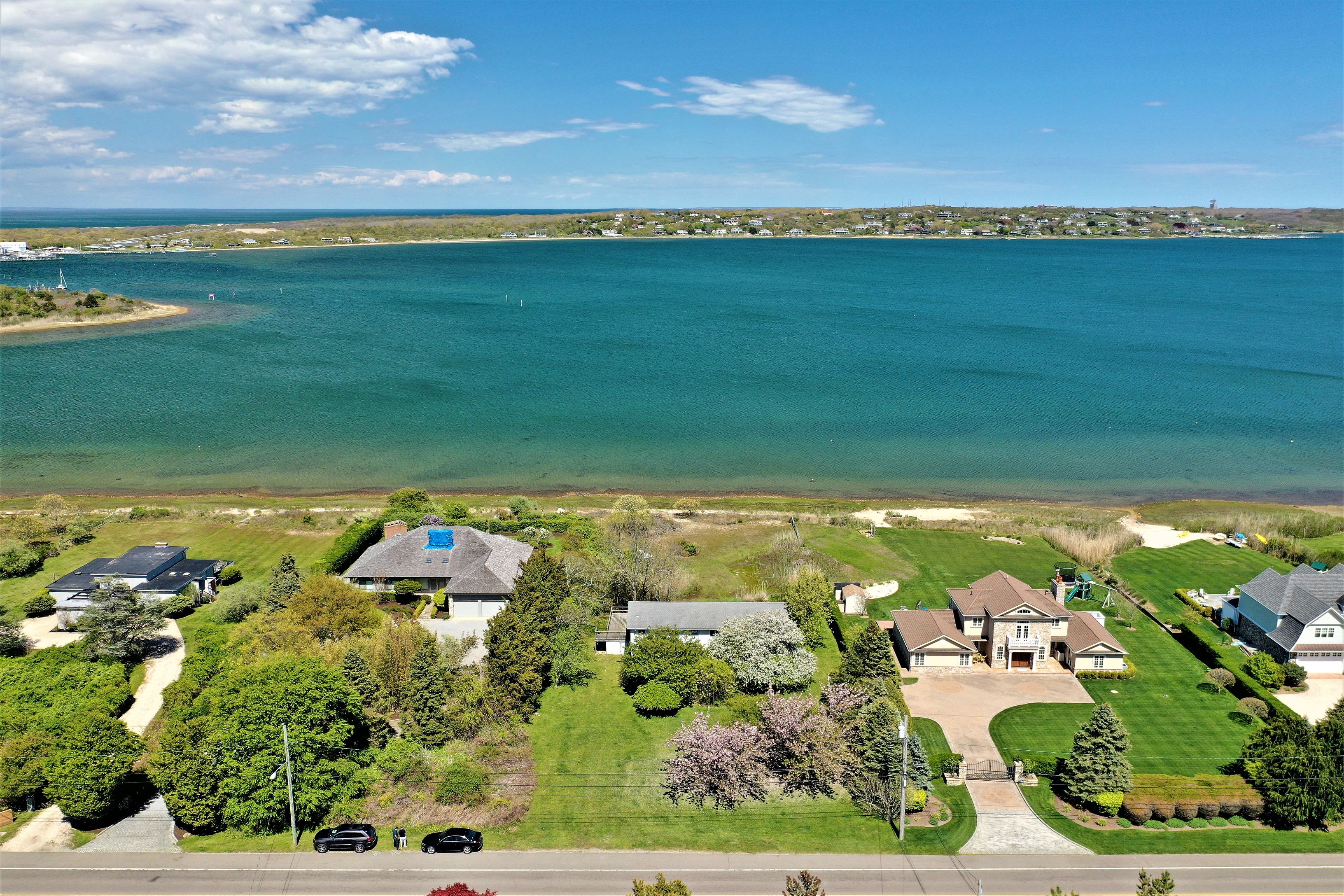 288 West Lake Dr, Montauk, NY 11954 Out East