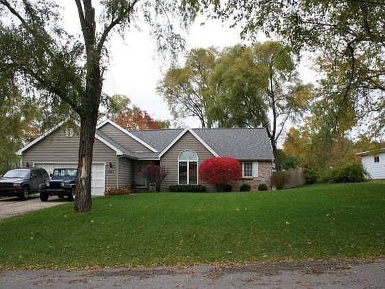 1st image of 2417 Spartan Dr