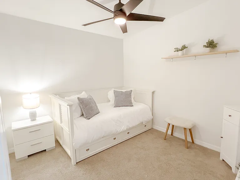 3811 Hargill Dr — Photo 21
